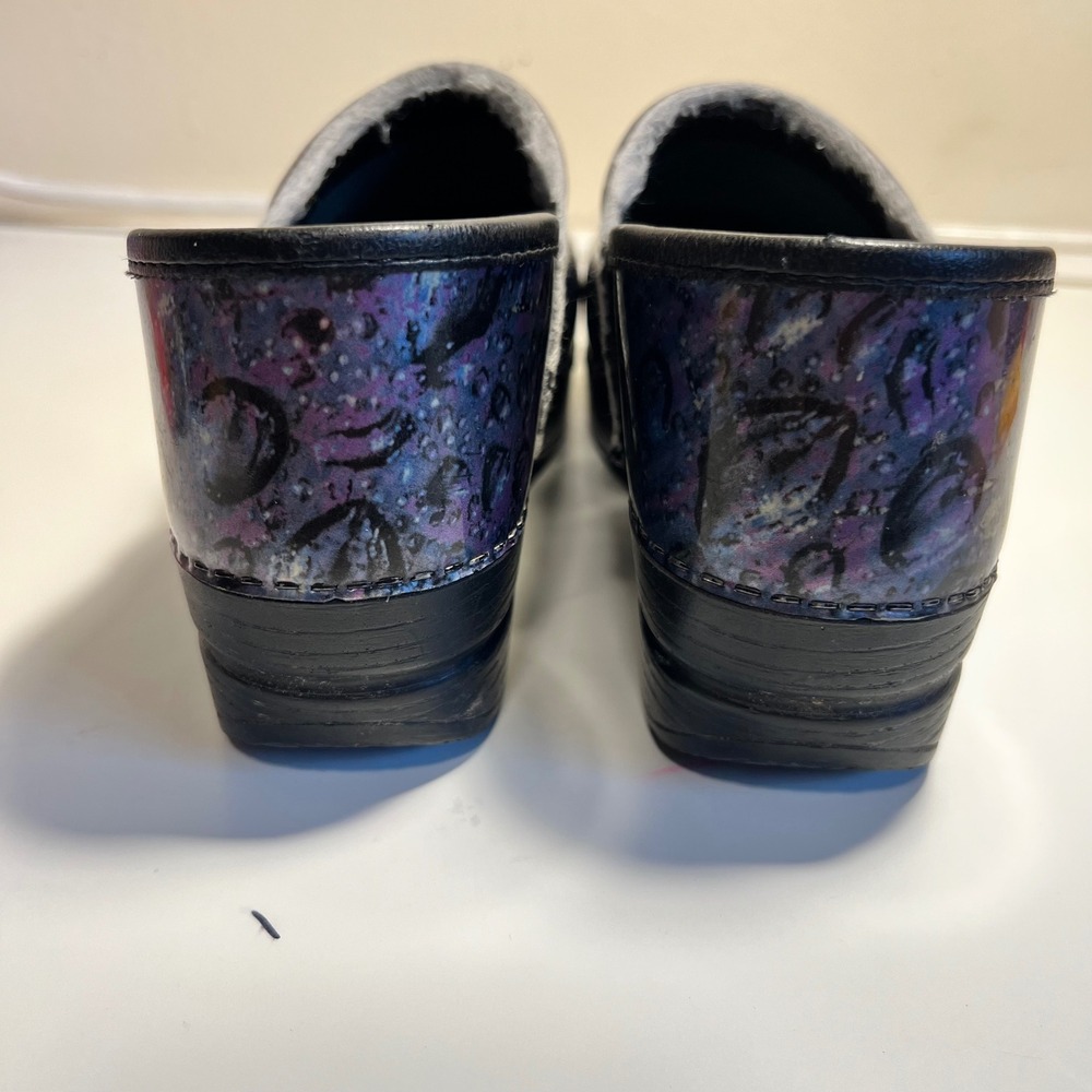 Dansko 38 Professional Clogs Purple Blue Iridescent Galaxy Patent Leather Shoes - Picture 6 of 13
